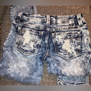 listing-status-banner